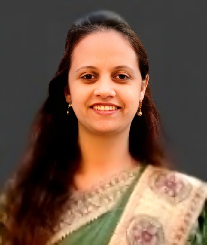 Dr. Komal Dholakia